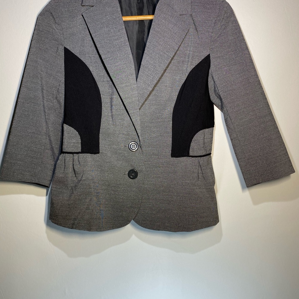 Rickies Blazer Size 4